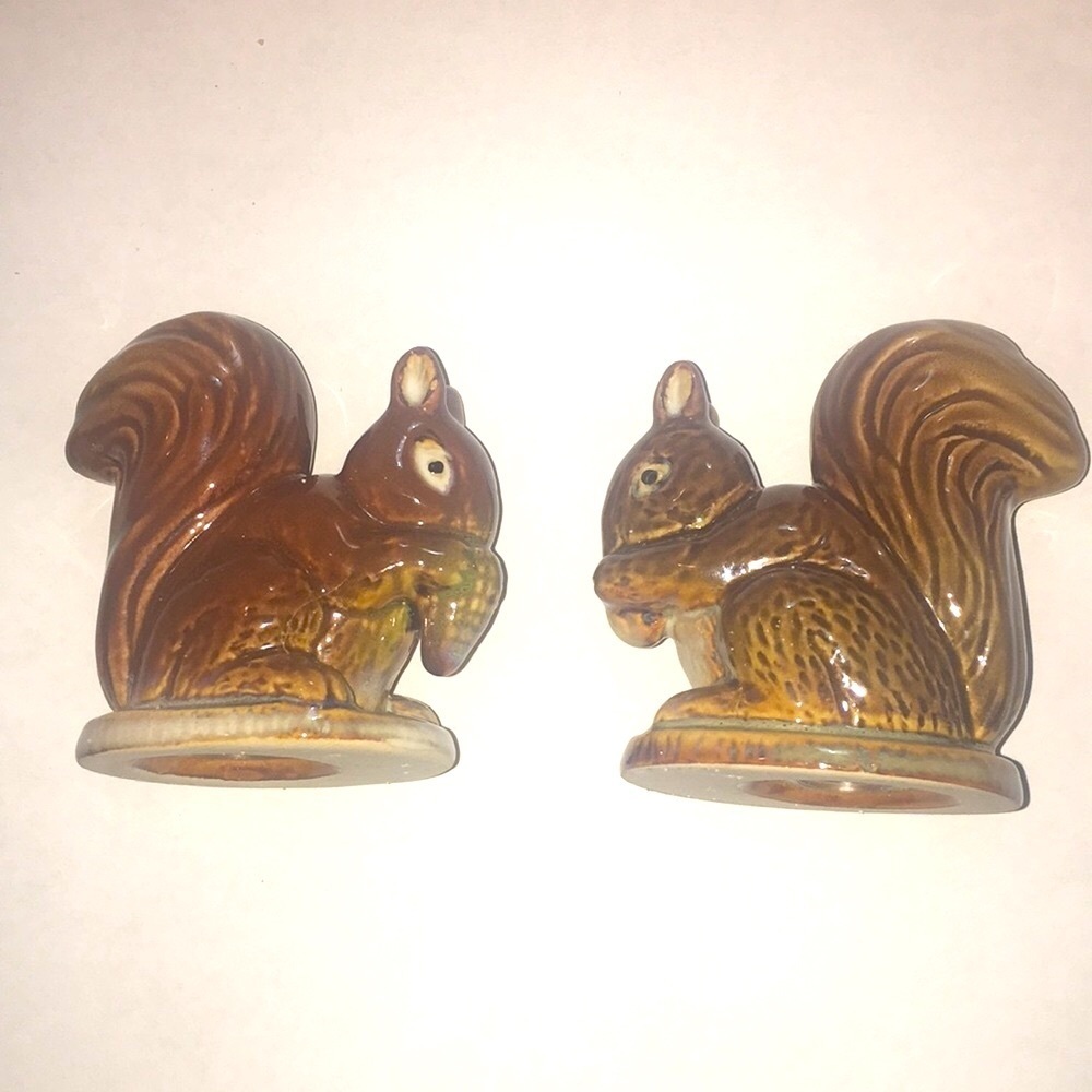 Vintage Brown Squirrel Salt & Pepper Shakers - Picture 2 of 6